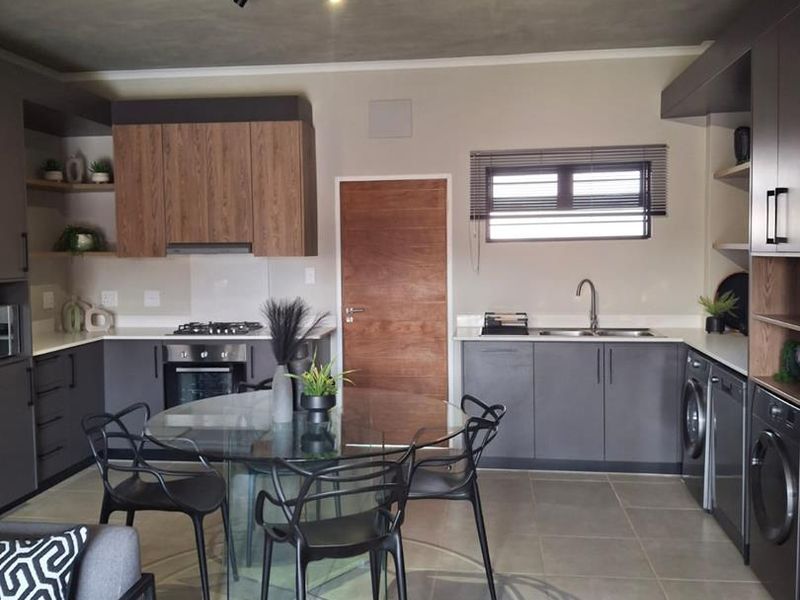 2 BEDROOM STACK UNITS FOR SALE IN RIETVALLEIRAND - Photo 8