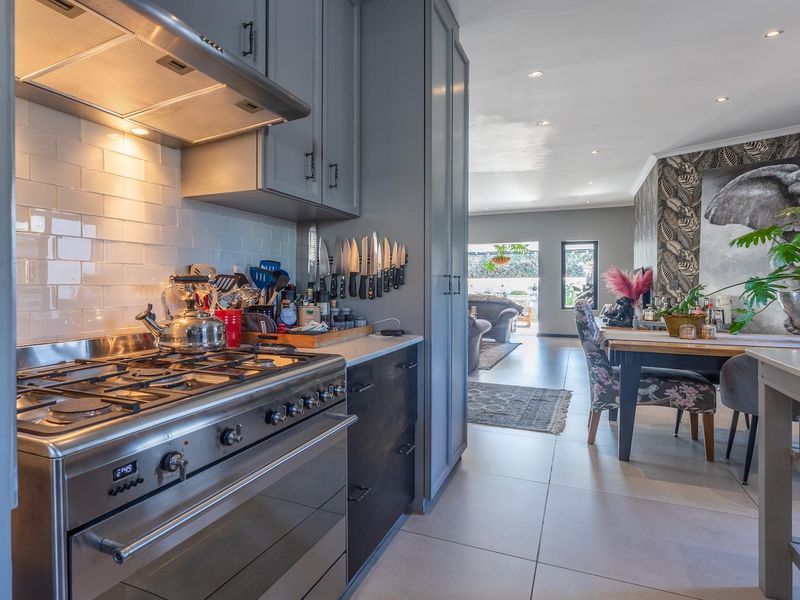 Beautifully Appointed Single-Level Home - Photo 6
