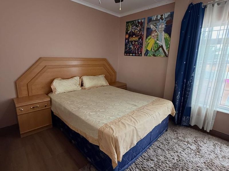 Olympia-For Sale- N$4 400 000 - Photo 8