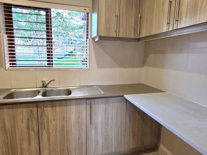 This is the one to buy Ntulo Wildlife Estate, value for your money. - Photo 8