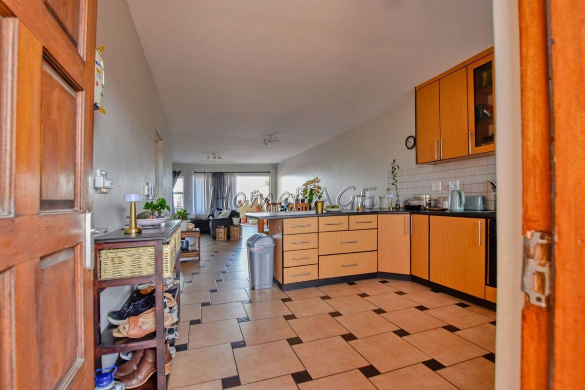 Central, Swakopmund:  1st Floor 2 Bedr Apartment is for Sale - Photo 3