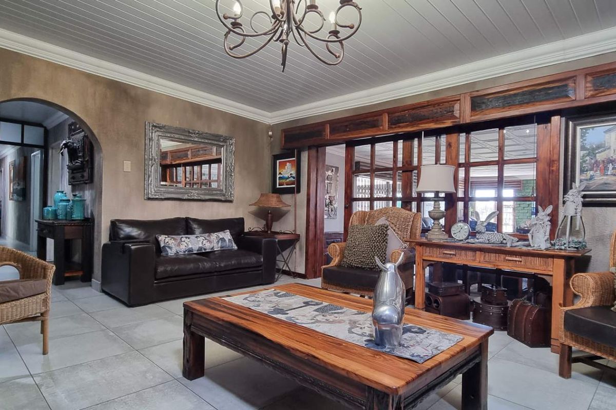 PICTURE PERFECT VERSATILE ACCOMMODATION - Photo 2