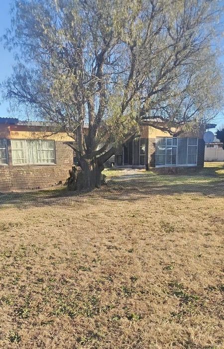 Property #2551019, House For Sale in Villiers Central