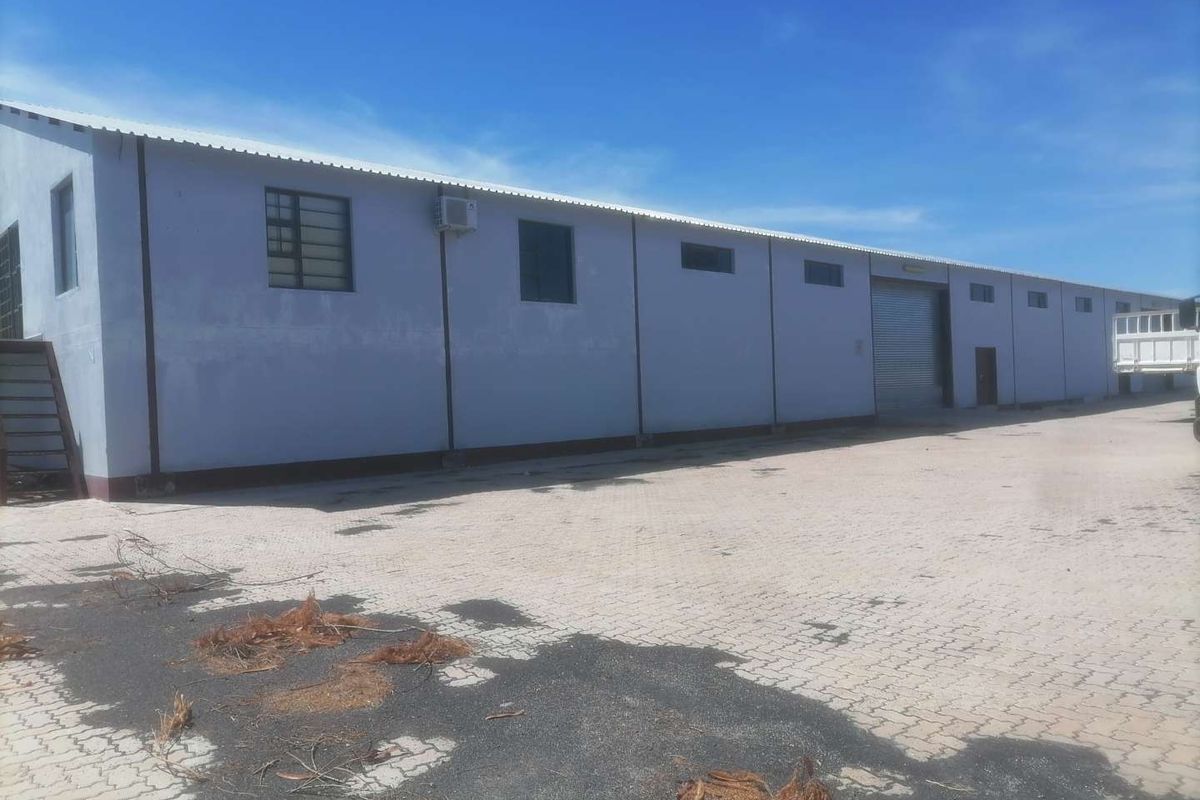 Ondangwa - Business Warehouse with Office For Sale - Photo 2