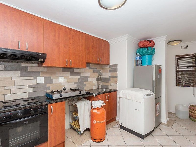 2 Bed Ground Floor Apartment - Photo 10