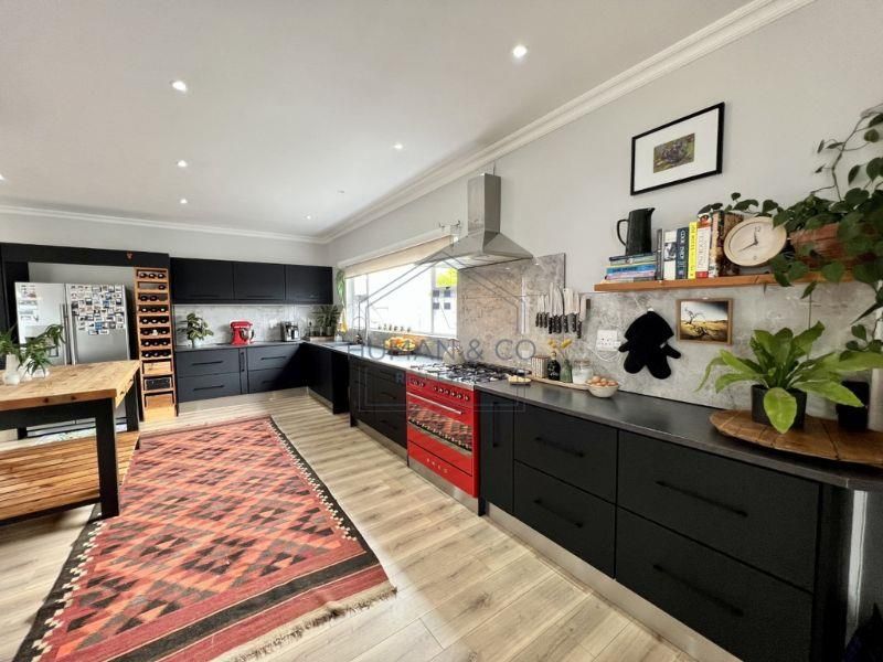 NEWLY RENOVATED FAMILY HOME IN MEERSIG - Photo 8