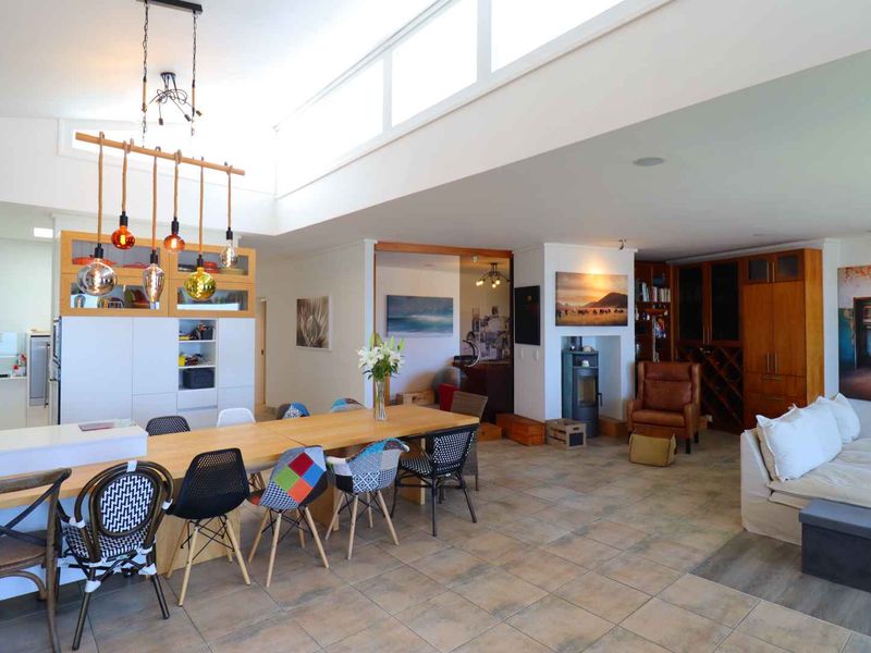 Luxury Sea View Penthouse for Sale in Swakopmund, Namibia – Prime Beachfront Location - Photo 4