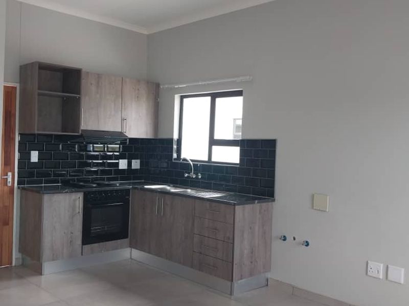 Freestanding Sectional Title Townhouse - Otjomuise - Photo 4