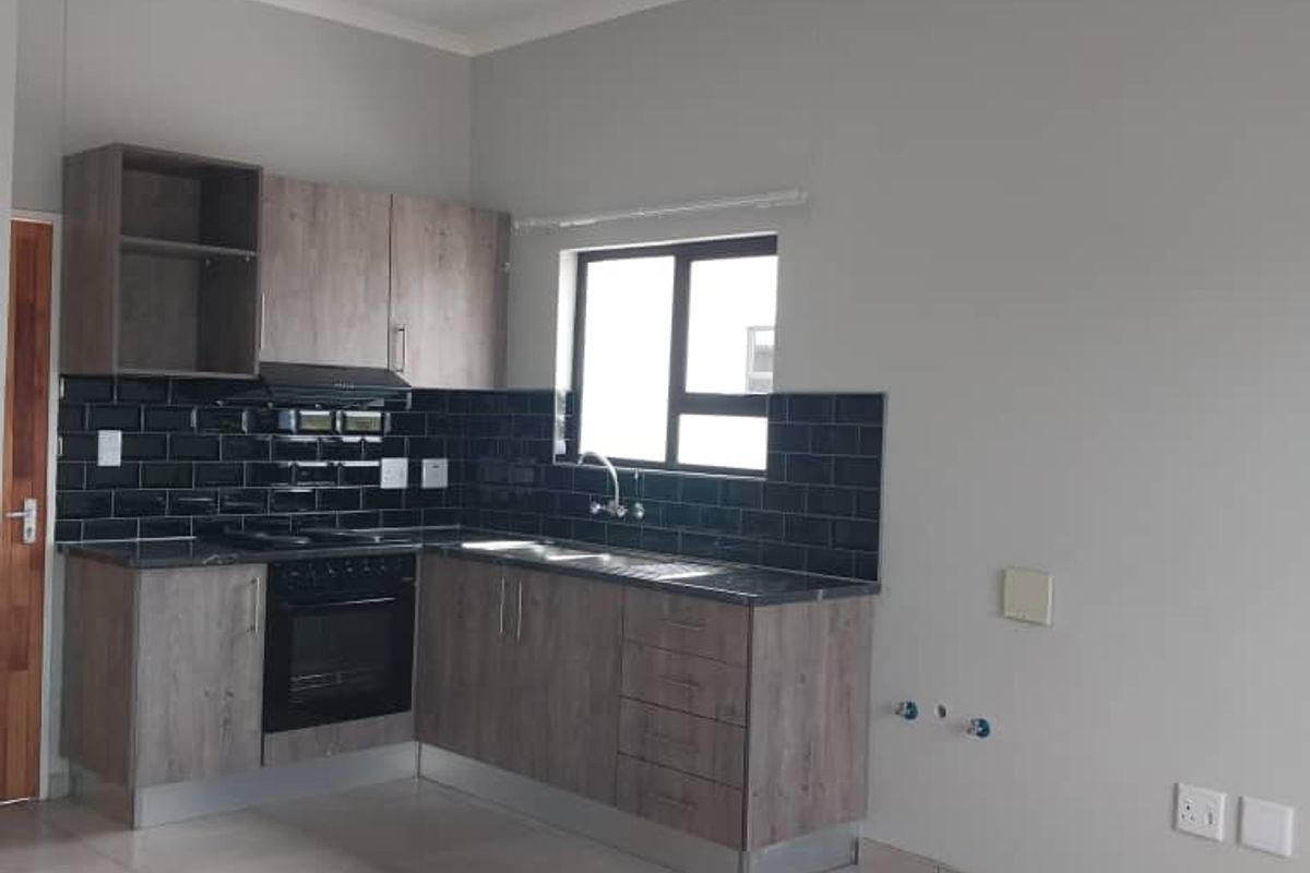 Freestanding Sectional Title Townhouse - Otjomuise - Photo 4