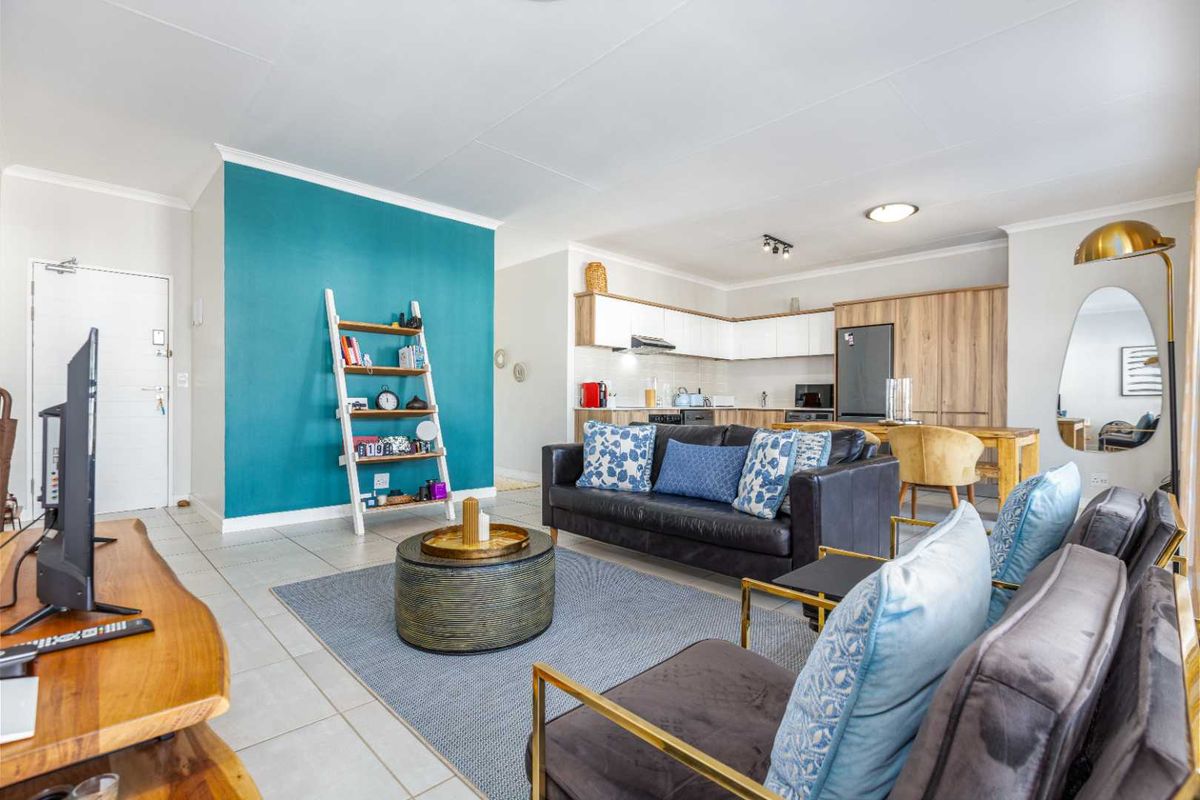 Large 2 bedroom aprtment in a World-Class Lifestyle Estate - Photo 4