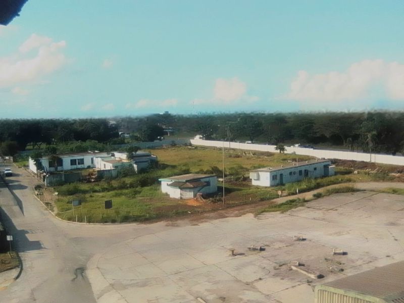 Industrial Warehouse with excellent Operational Space and Secure Facilities - Photo 4