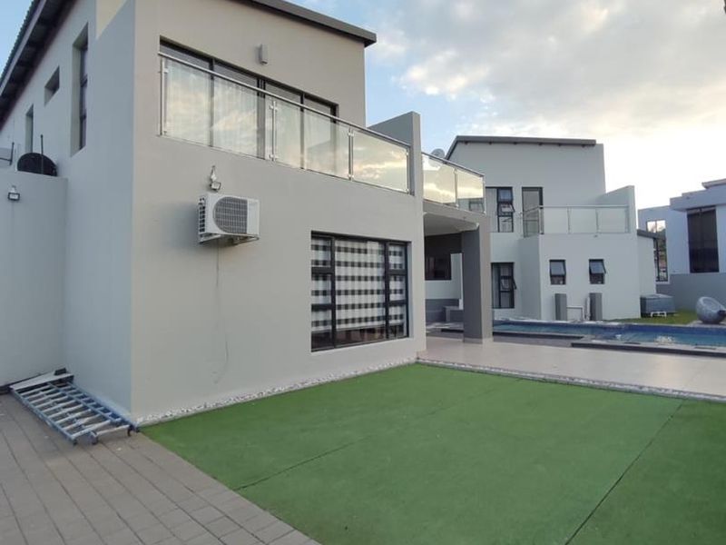 Massive Double storey house for sale in Heuwelsig Estate, Centurion - Photo 5