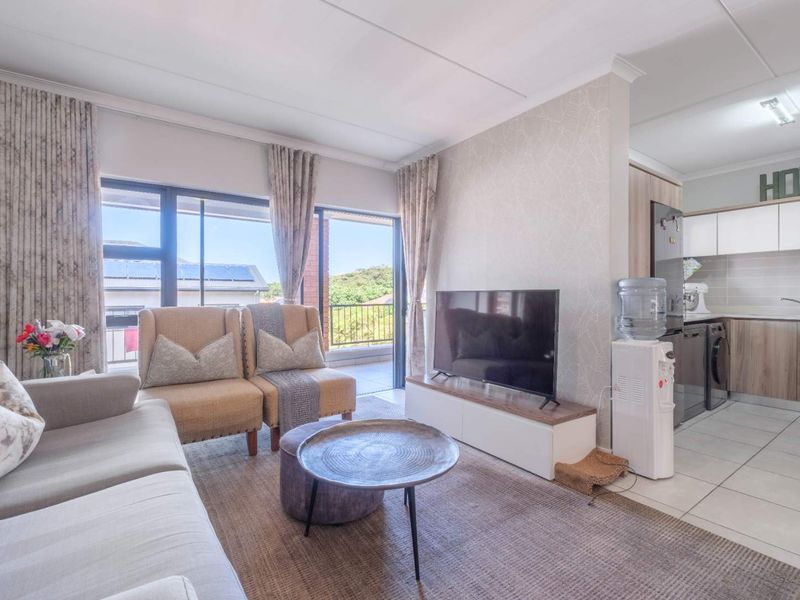 Stylish 3 Bedroom Apartment in Ballito - Photo 2