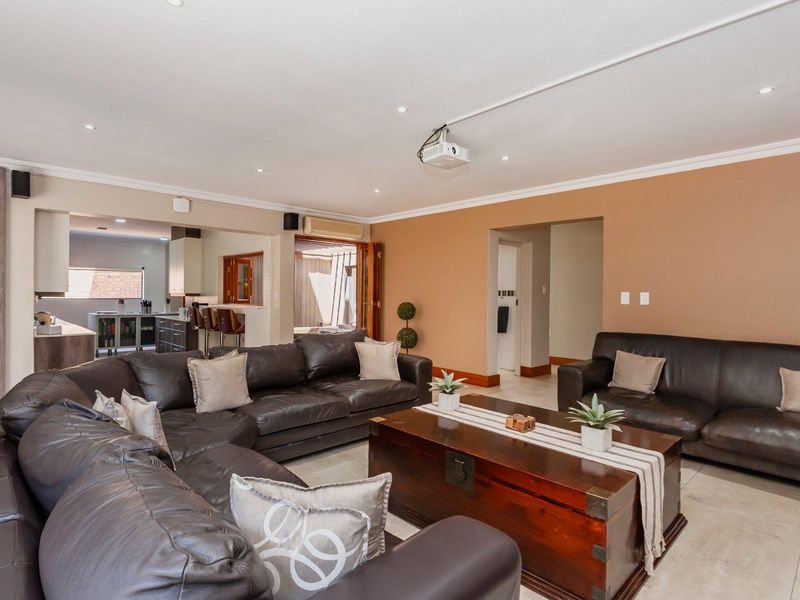 An Exclusive Meyersdal Masterpiece in a Prestigious Guarded Enclave - Photo 3