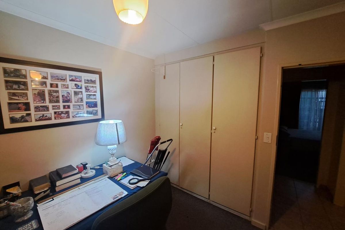 Spacious 3 Bedroom Townhouse – Doornpoort Gem! - Photo 3