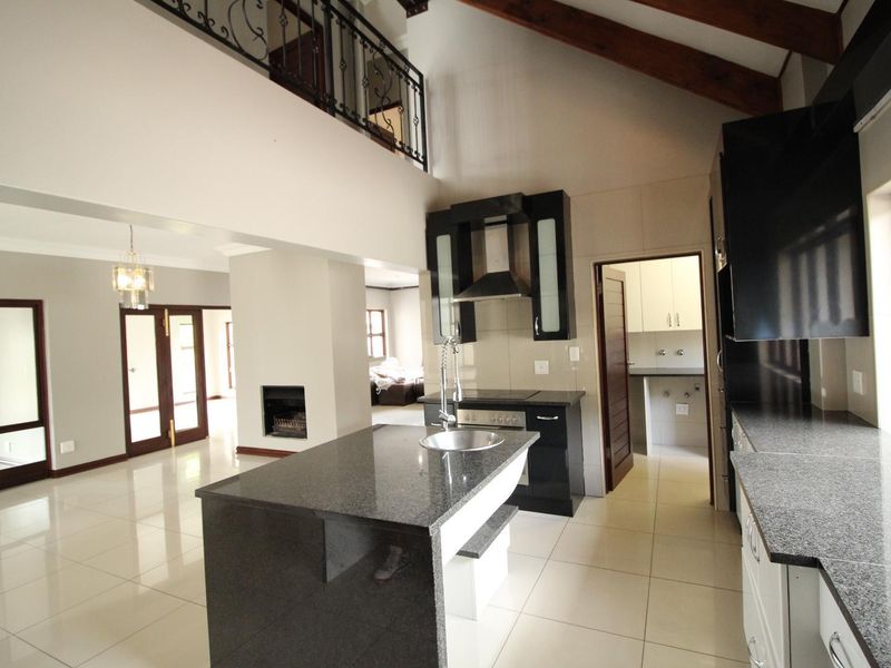 Midlands Estate for Rent - 4 Bedroom - 3.5 Bathroom - Photo 10