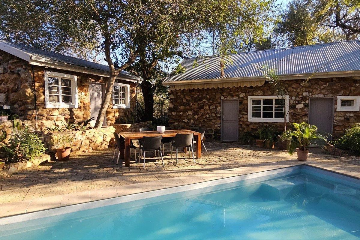 Exclusive to Century 21 Wildlife Properties, a place to call home. - Photo 4