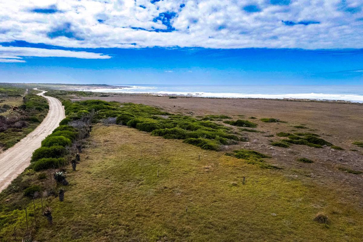 Seafront Farm for Sale in Gouritsmond – A Rare Coastal Gem! - Photo 2