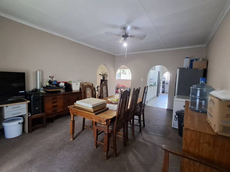 Spacious 4 Bedroom, 2.5 Bathroom Family Home in Kilnerpark - Photo 5