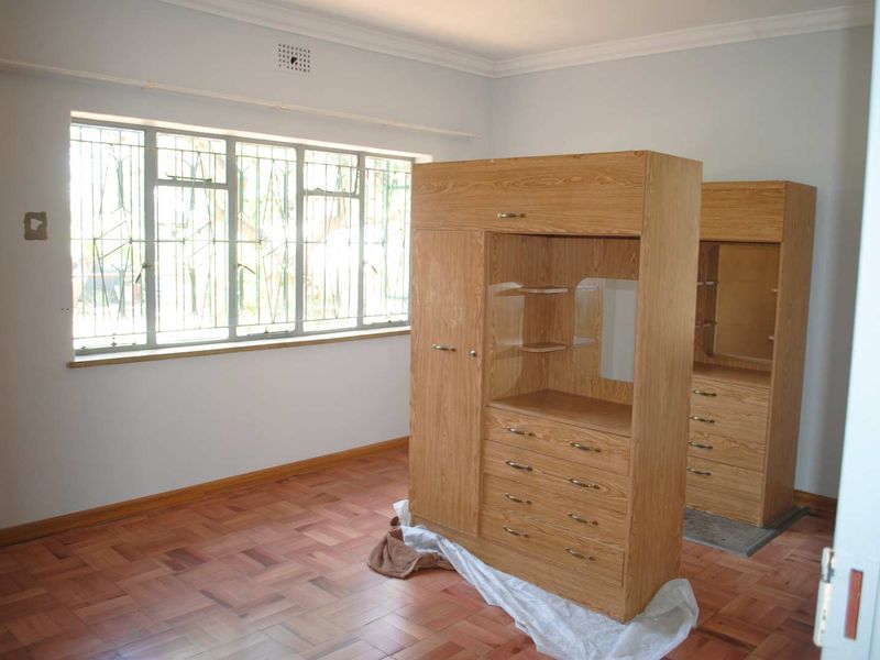 Old but neat 3 Bedroom house to rent - Photo 8