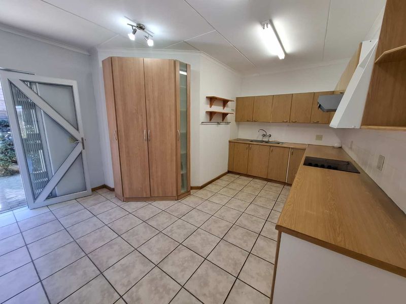 Charming Duet in Central Avis - Photo 4