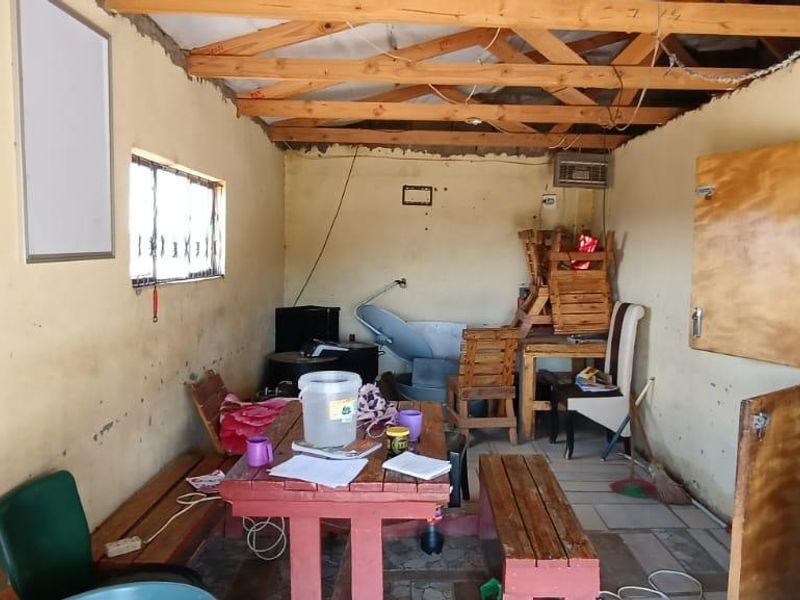 MULTIPURPOSE HOUSE WITH BUSINESS LICENCE. PIRICE INVLUDE TWO PLOTS - Photo 9