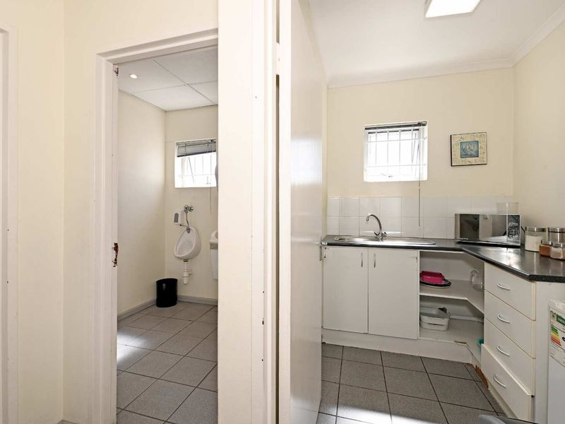 Strategic Industrial Facility in Montague Gardens – Built for Blue-Chip Operations - Photo 7