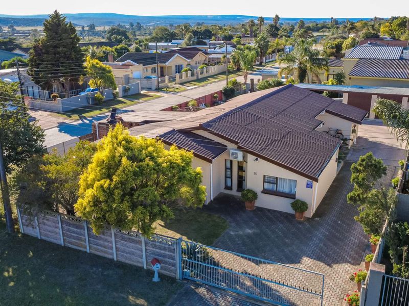 4 Bedroom Family Home – Manor Heights, Despatch - Photo 7