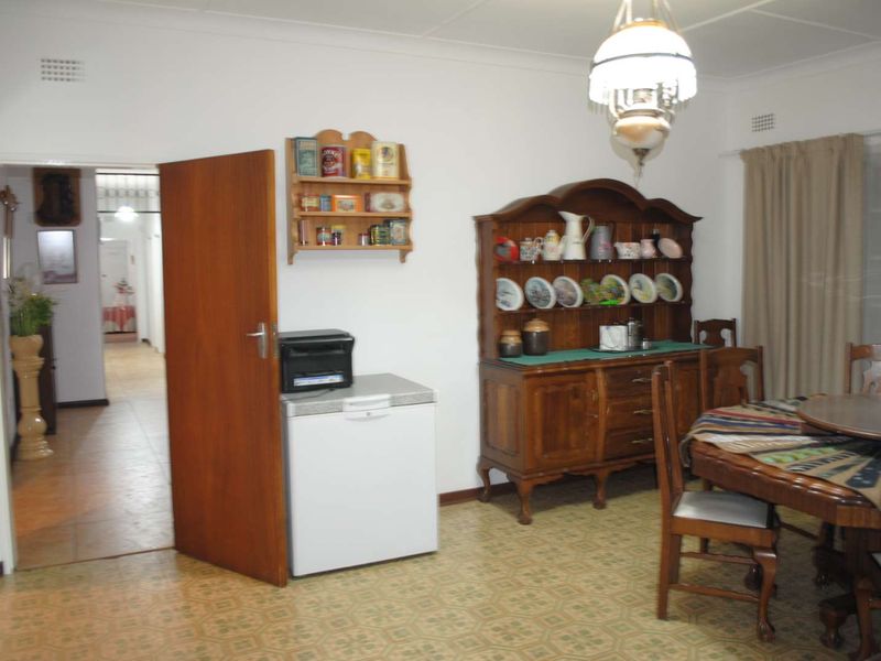 Riverfront Smallholding with Dual Dwellings, Workshop, Servants quarters & Stables - Photo 7