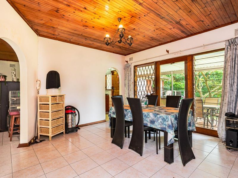 UNIQUE FAMILY HOME WITH COTTAGE IN PRIME WATERFALL 1 - Photo 6