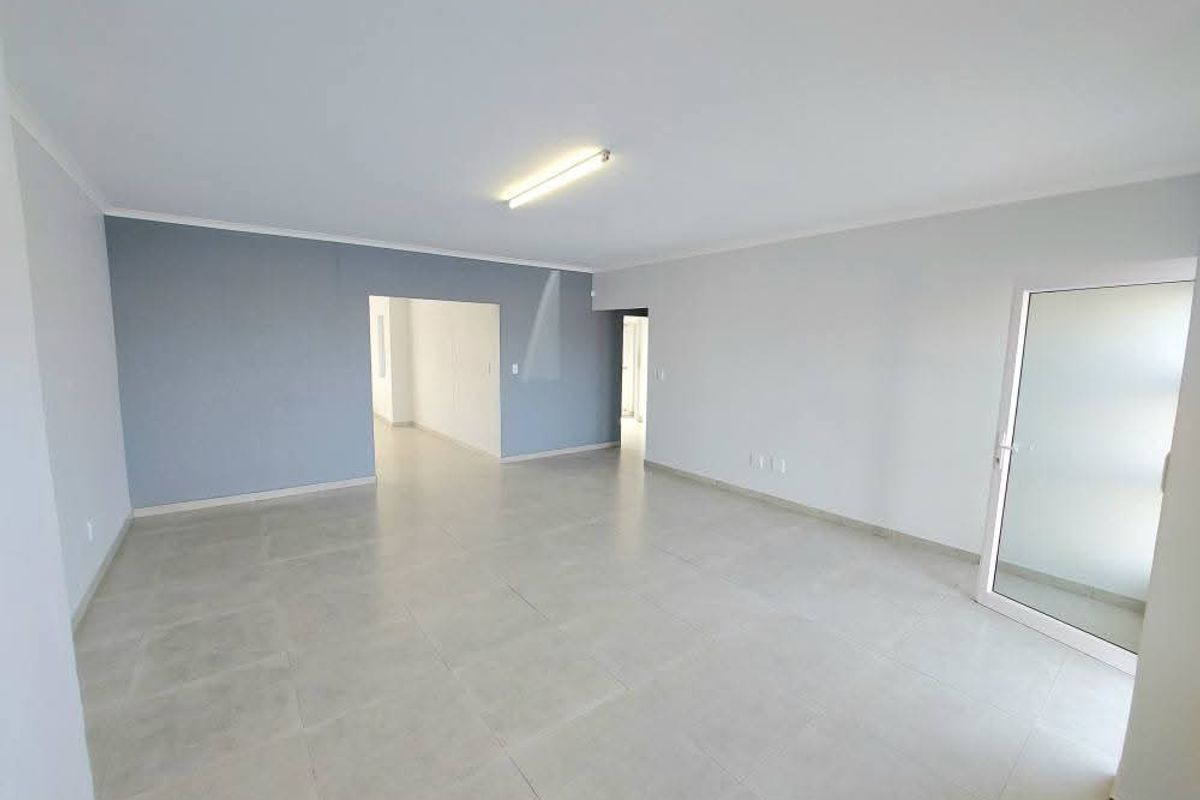 Newly Build Omdel home - Photo 2