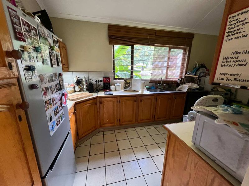 Neat Jukskei Park Gem - Photo 10