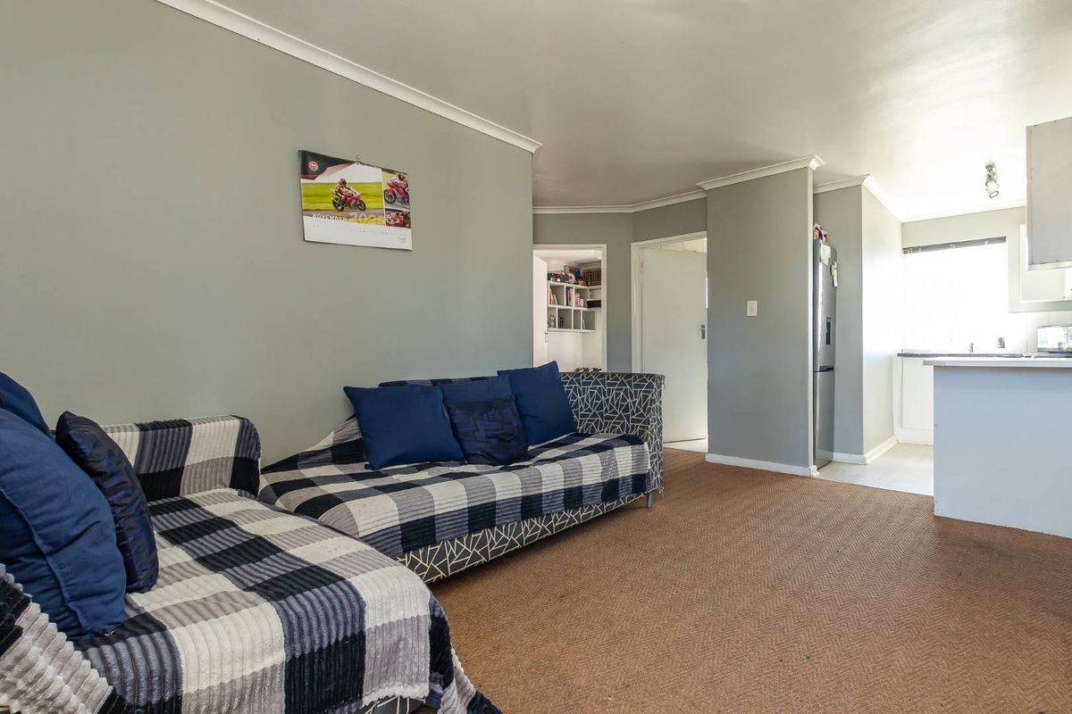 Secure - First-Floor Apartment for Sale - Photo 3
