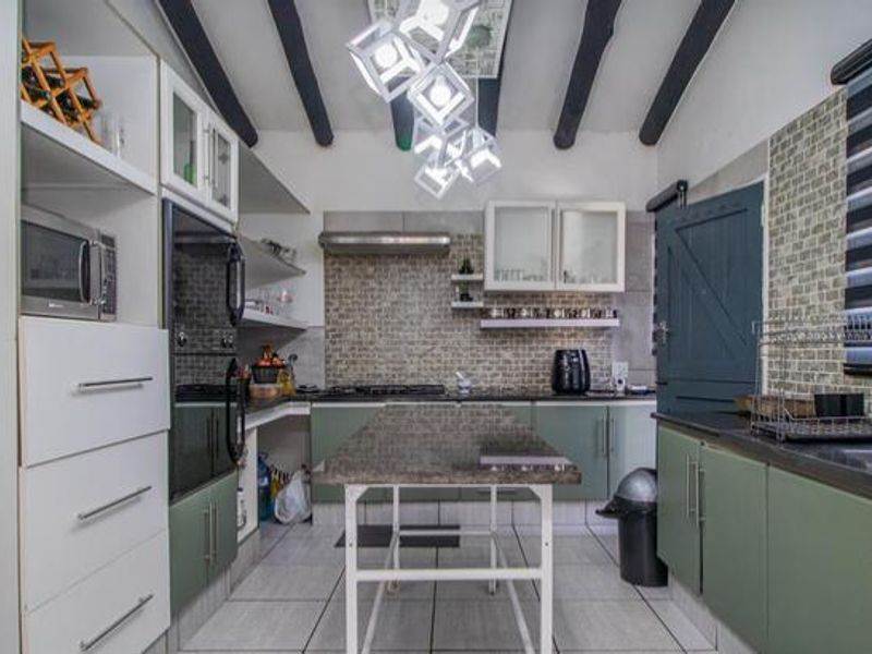3 Bedroom home and smart investment - Photo 4
