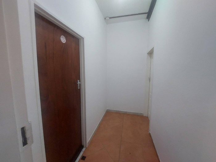 Property #2483602, Guest House For Sale in Avis