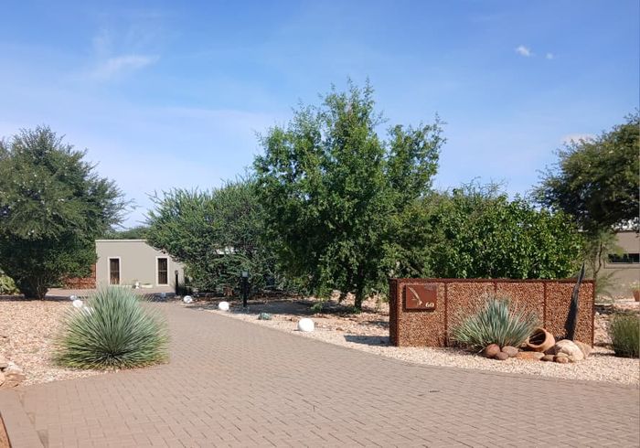 Property #2499966, House For Sale in Omeya Golf Estate