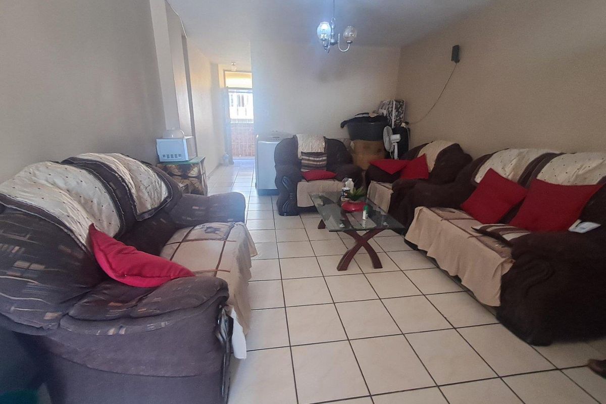 2,5 Bedroom Property In Sunnyside - Photo 3