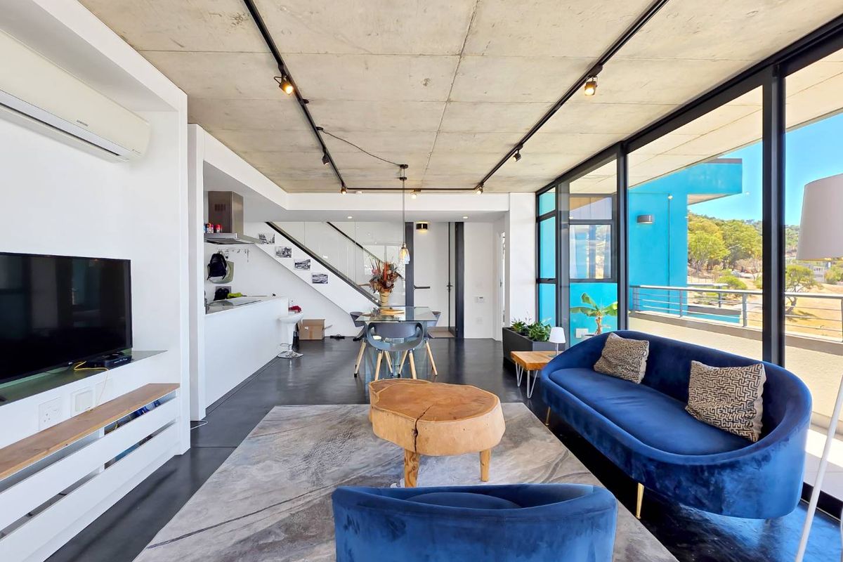 Prime Airbnb Investment with Iconic Cape Town Views - Photo 3