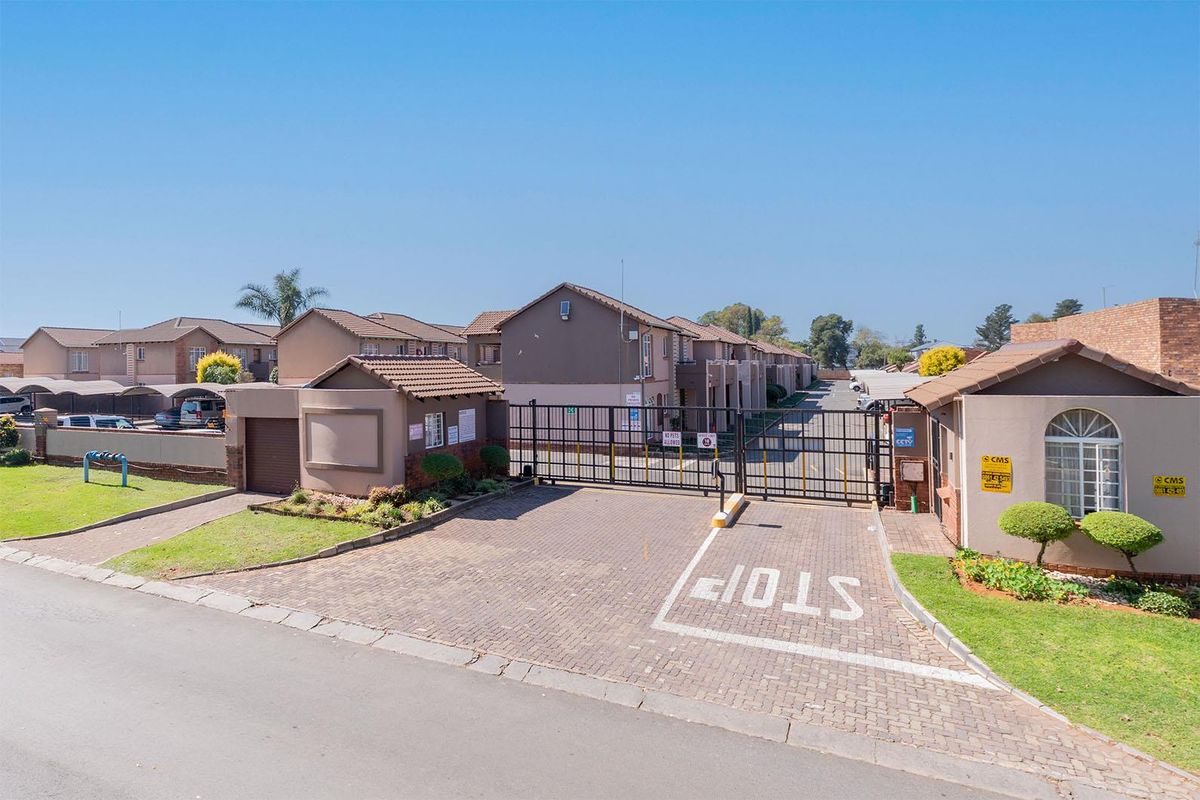 WHY PAY RENT - Photo 2