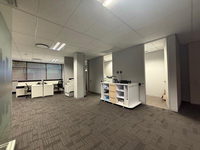 Prime Location Office Space Available for Lease in Sandton - Photo 10