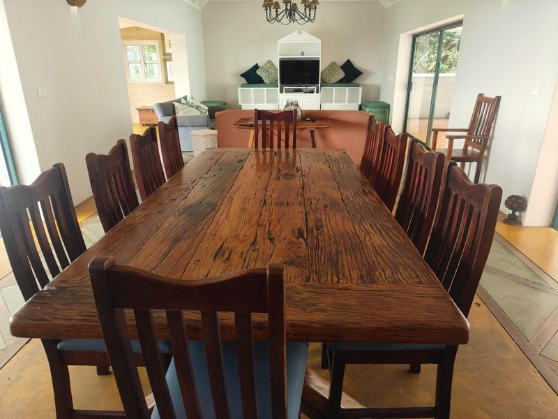 Fully Furnished 7-Bedroom Coastal Home – Luxury Living with Ocean Views - Photo 7