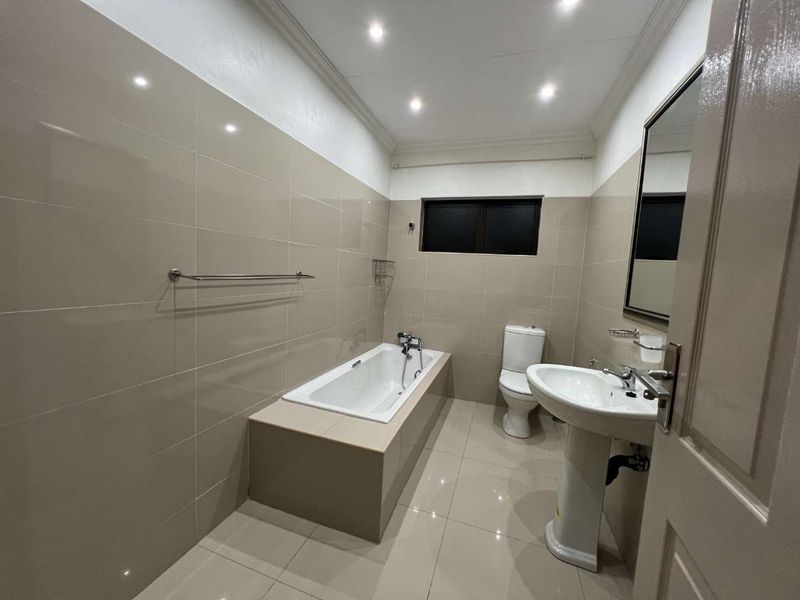 Secure and stylish: Full-Title homes with solar geysers and borehole! - Photo 10