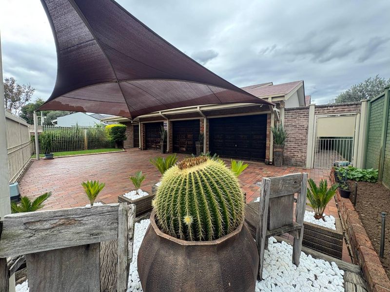 Exceptional 4-Bedroom Home with Premium Features - Photo 5