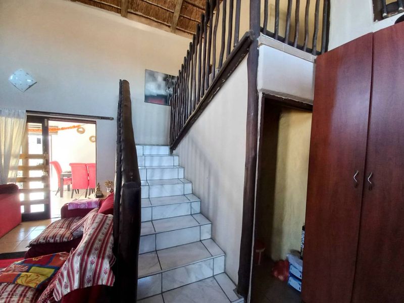 5 bedroom house for sale in Elandsfontein - Photo 6