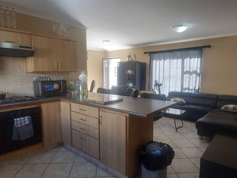 2 Bedroom for sale in the lagoon - Photo 2