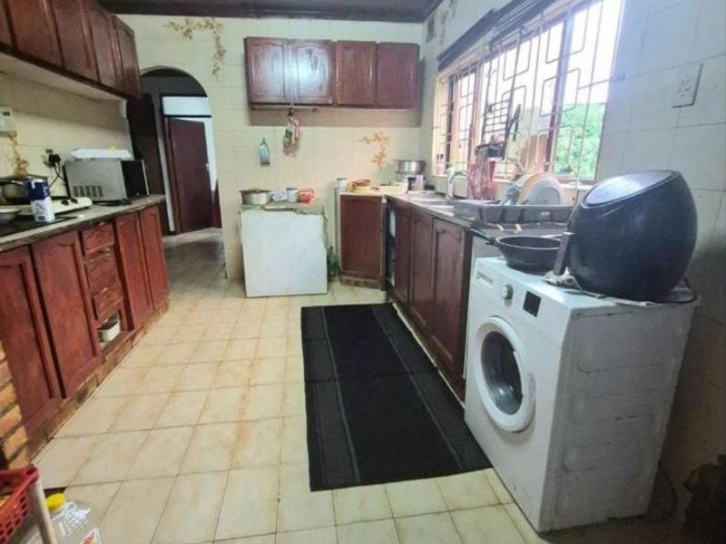 3 Bedroom Investment Property for Sale in Kharwastan - Photo 3