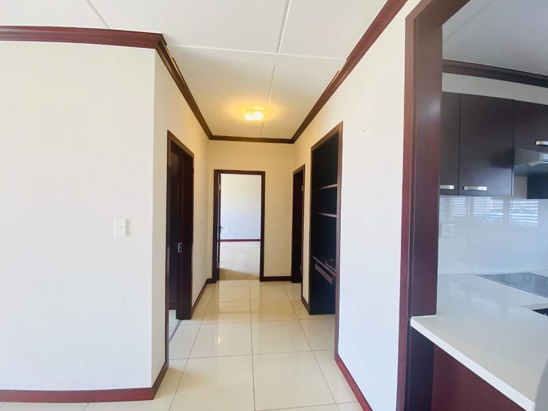 A Lovely 2 Bedroom Apartment for Sale in Summerset - Photo 9