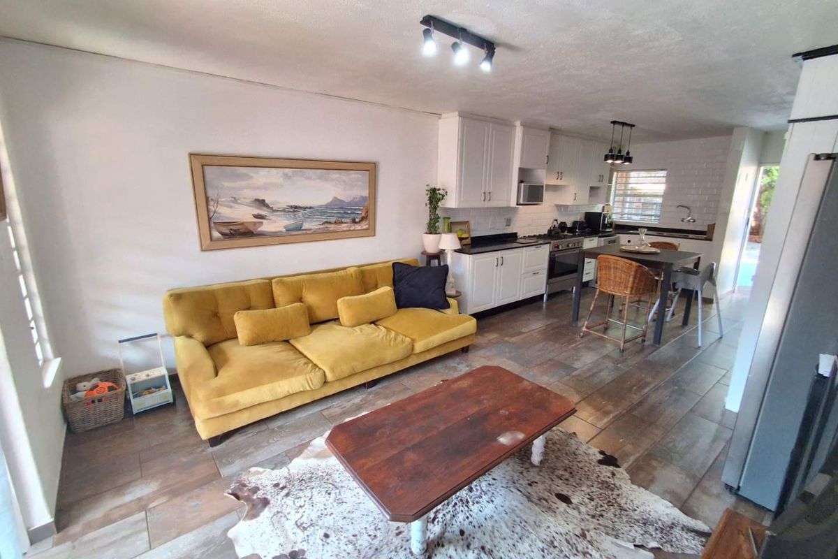 2 Bedroom Townhouse in Monument Park - Photo 5