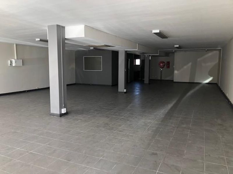 Commercial Unit in Southern Industrial for Sale - Photo 6