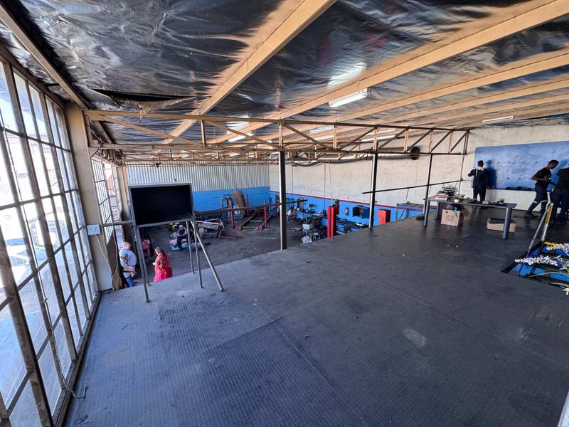 Workshop To Let In Northern Industrial - Photo 8